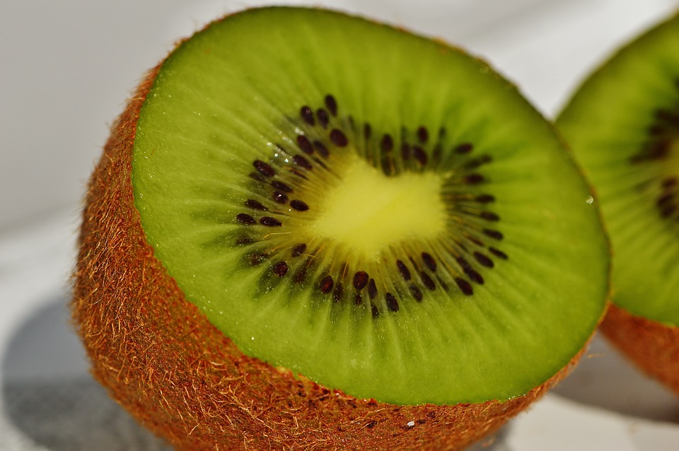 Can Rabbits Eat Kiwi Fruit? (Safe or Toxic?)